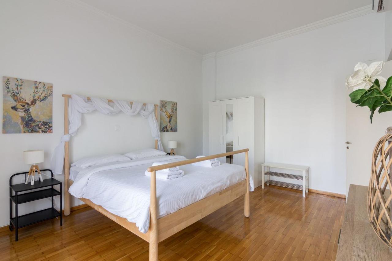 Classic Apartment For 4 People A アテネ エクステリア 写真