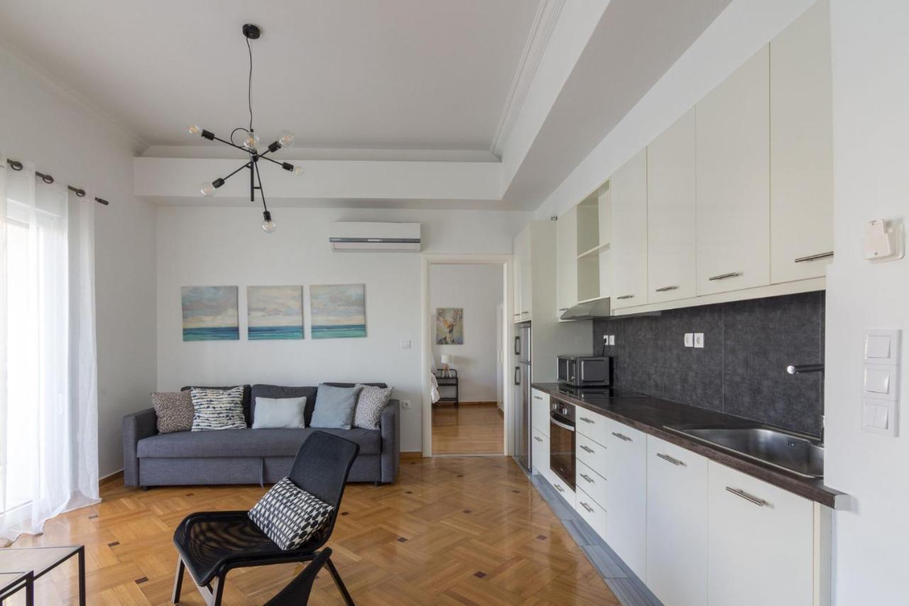Classic Apartment For 4 People A アテネ エクステリア 写真