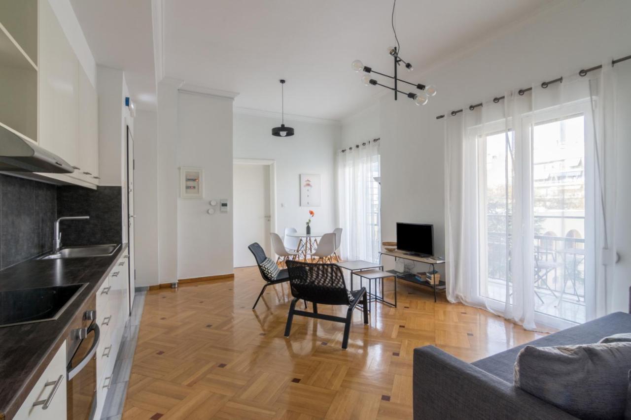 Classic Apartment For 4 People A アテネ エクステリア 写真